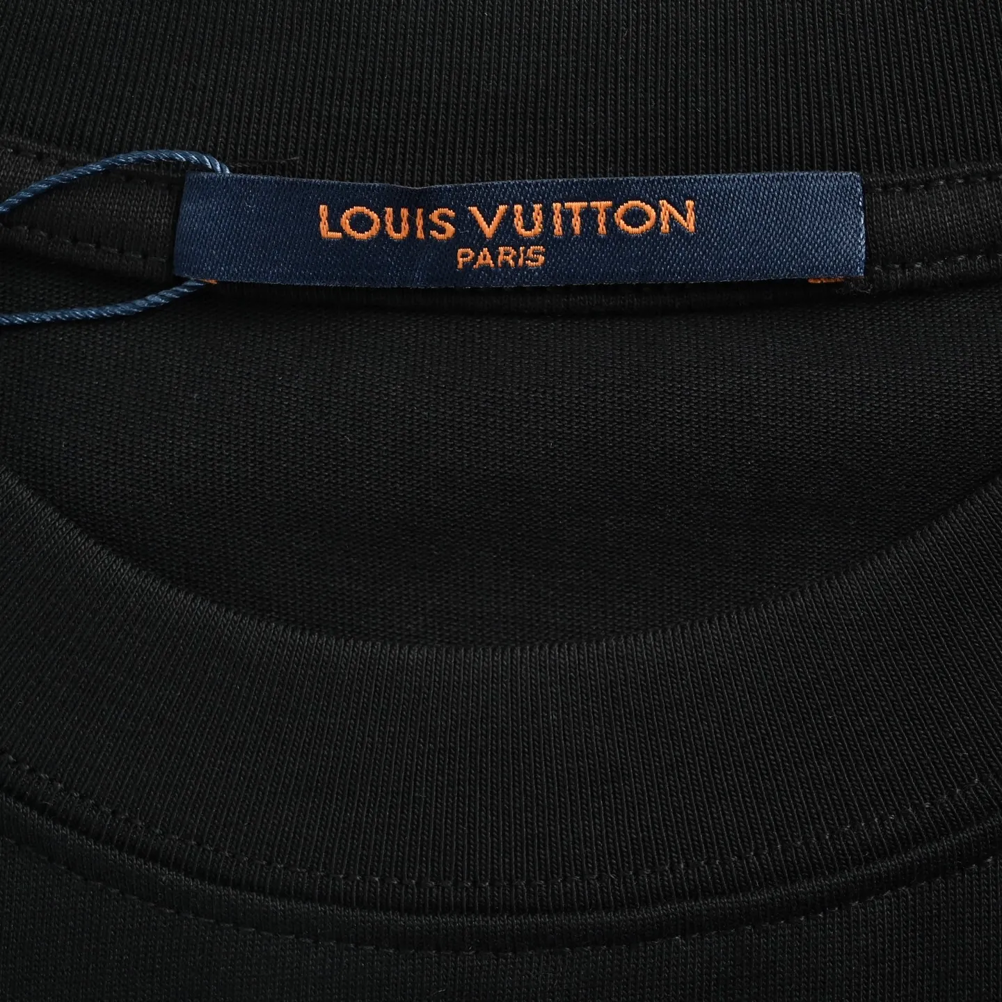 Louis Vuitton/ logo